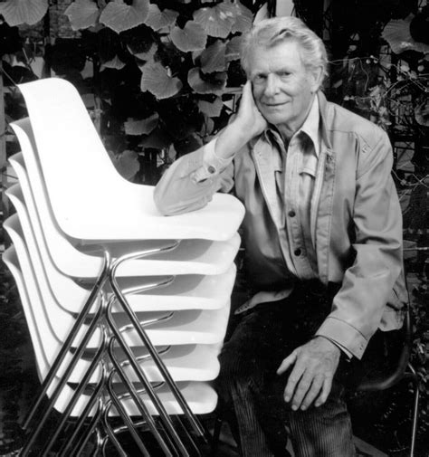 Robin Day Who Designed ‘polychair Dies At 95 The New York Times