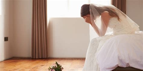 Brides Mom Is Kicked Out Of Wedding After Delivering Speech Mocking
