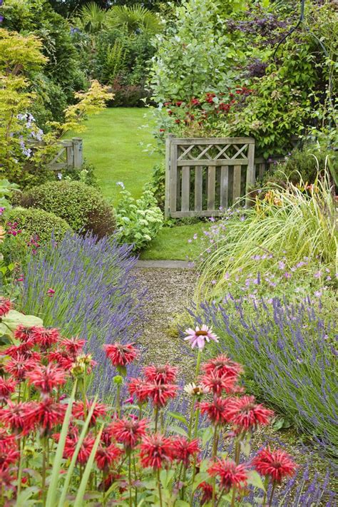 50 Stunning Cottage Style Garden Ideas To Create The