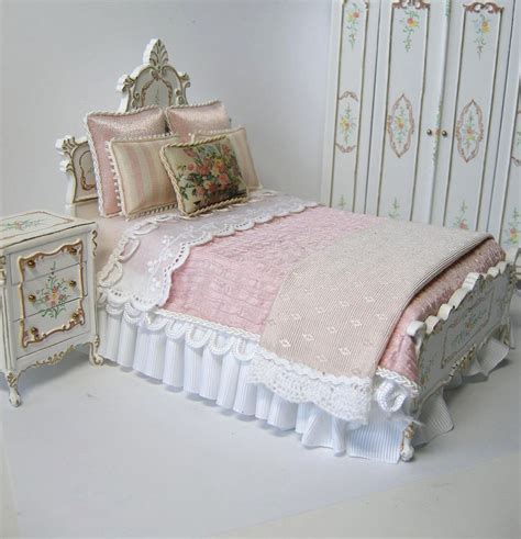 A bunk bed, shelves, a drawer, and a closet. Dollhouse Miniature Bedroom Set | My doll house, Dollhouse ...