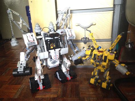 Lego Mindstorms Emmets Construct O Mech Lego Mindstorms Lego Mech