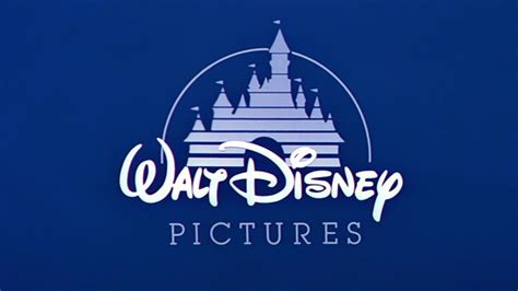 Disney Mai Schimb O Poveste Piticii Din Alb Ca Z Pada Dispar Ce
