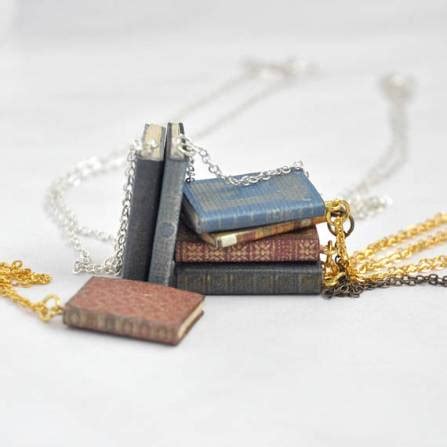 Unique gifts for book lovers. 10 Unique Gift Ideas For Book Lovers - Society19