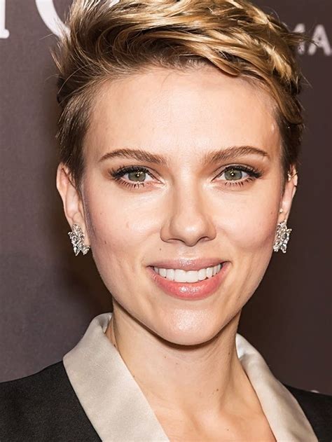 Whats Scarlett Johanssons Face Shape