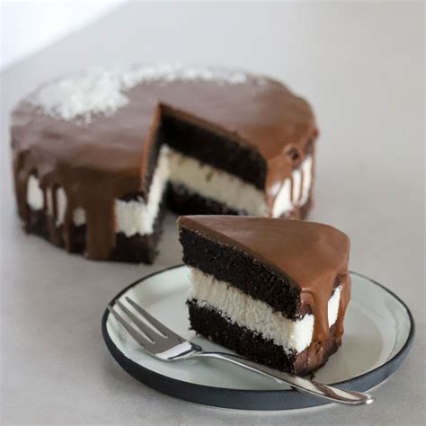 Gegen fernweh hilft nur kuchen. Bounty Torten Rezept von | Kuchen rezepte, Kuchen und ...