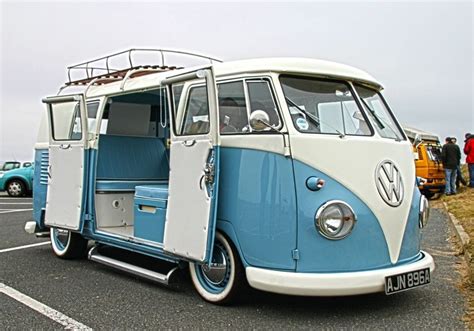 17 Best Images About Vw 21 Or 23 Window Bus On Pinterest Volkswagen