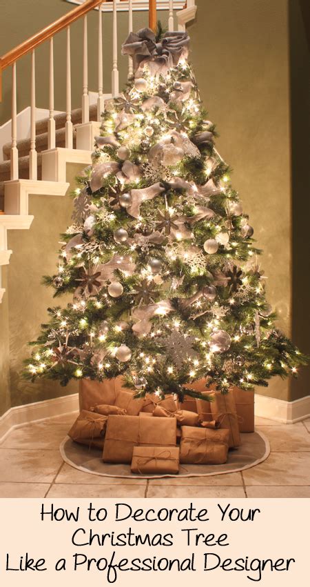 30 Gorgeous Christmas Tree Decorating Ideas You Should Try