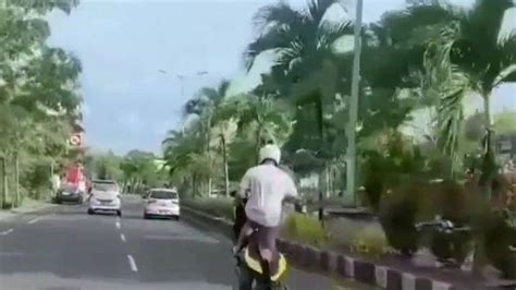 Aksi Bule Lakukan Freestyle Di Jalanan Bali Viral Di Medsos Polisi