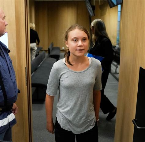 Greta Thunberg Widerstand Gegen Polizei Aktivistin Muss 215 50 Euro