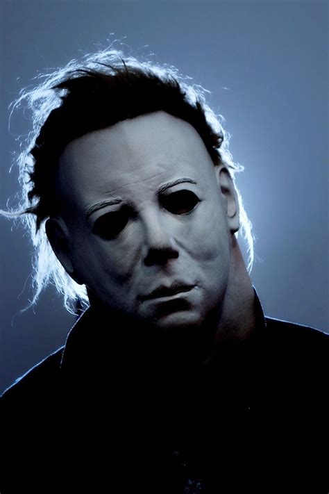 Top 10 scariest michael myers momentssubscribe to most amazing top 10: The Shape | Halloween film, Michael myers halloween ...