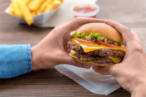 Browse the menu items, find a location and get shake shack delivered to your home or office. First look at Shake Shack's menu in S'pore, available from ...