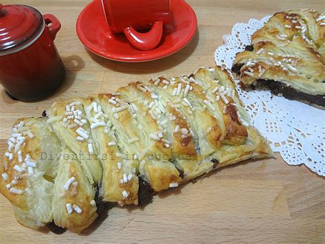 L'origine del nome sembra essere piuttosto controversa. Treccia di pasta sfoglia e cioccolato veloce | Divertirsi ...