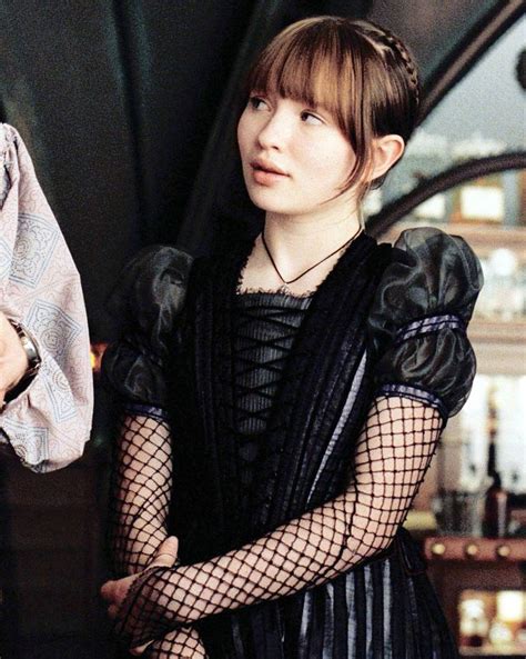 Emily Browning As Violet Baudelaire In Lemony Snickets A Series Of