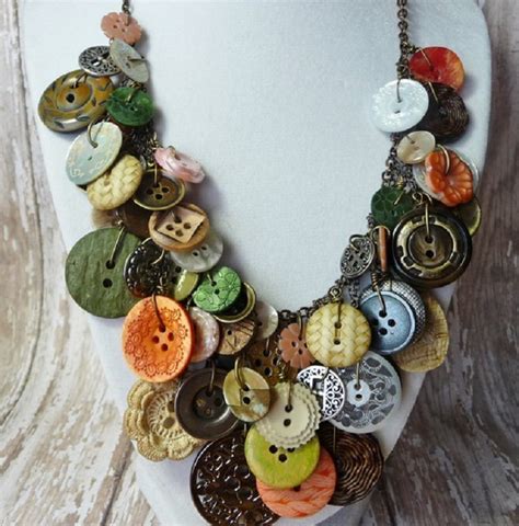 11 Easy Diy Buttons Jewelry Projects Making Jewelry From Buttons