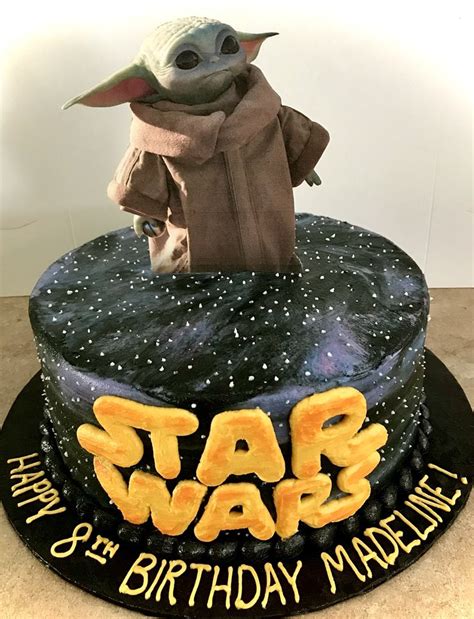 Baby Yoda cake | Yoda cake, Baby yoda cake, Star wars birthday cake
