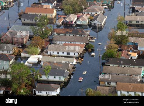 Hurricane Katrina Aerial Hi Res Stock Photography And Images Alamy