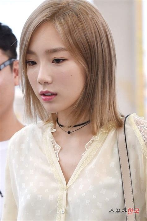 Snsd Taeyeon And Tiffany Are On Their Way To La For Kcon 2016 Girls Generation Taeyeon Girls