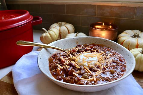There are several versions of hot and sour soup in asian cuisine. 30 Minute Beef Chili | Recipe | Beef chili, Chili, Beef