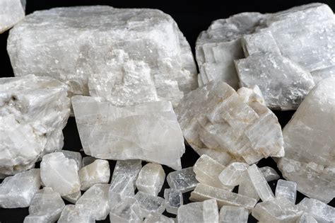 White Calcite Meanings And Crystal Properties The Crystal Council