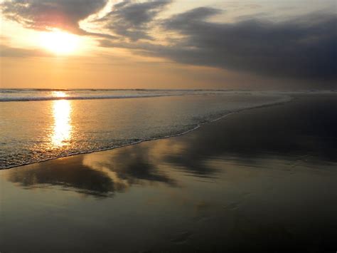 Seminyak Beach | Sunset at Seminyak Beach (cont.) | JasonParis | Flickr