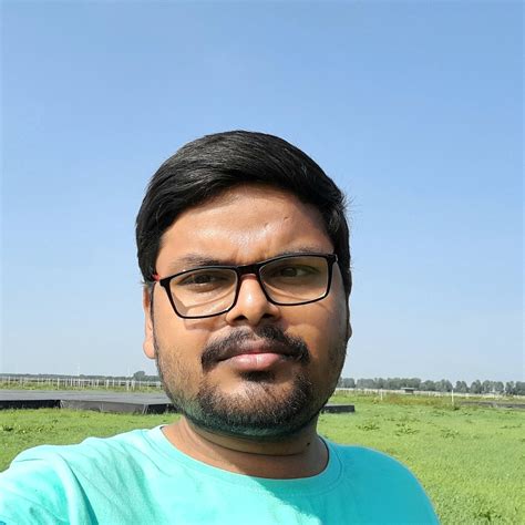 Precise Measurement of Flux Density of Radio Emissions from the Sun