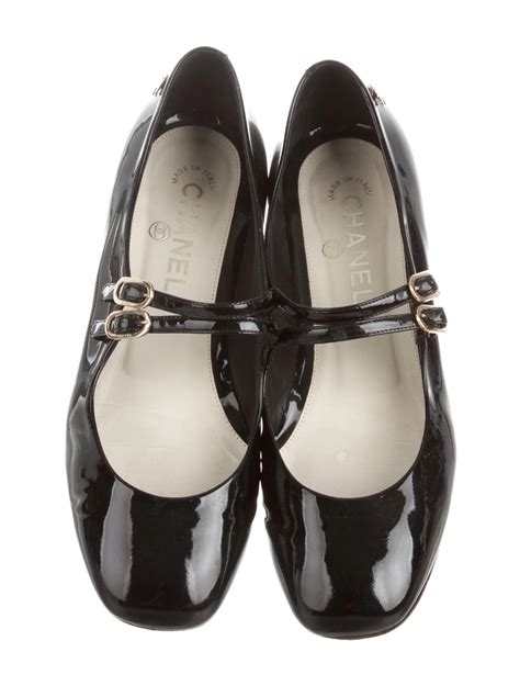 Chanel Patent Leather Semi Pointed Toe Mary Jane Flats Shoes