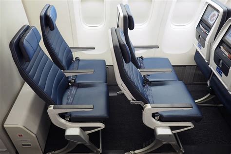 Where To Sit On Uniteds New 777 200 Economy And Economy Plus