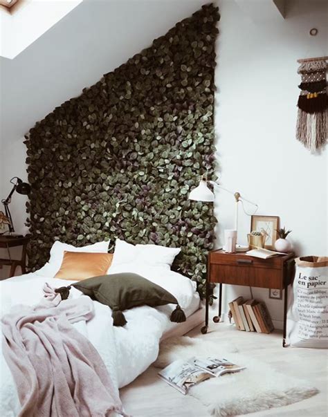 Bedroom set includes queen bed headboard, footboard and rails; Warsaw, Poland bedroom by Gregory Room | Bed without ...