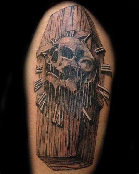 Vampires, spiders, spider webs, or bats can all be incorporated. 42 Coffin Tattoos With Surprisingly Creative Meanings ...
