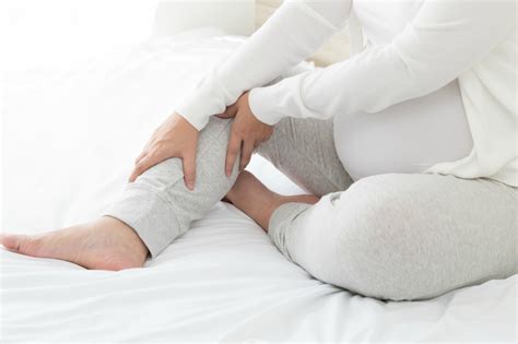 Using Garlic, Ginger, and Vinegar for Leg Cramps? | ThriftyFun