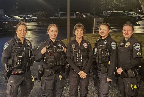MIPD Highlights Officers During Womens History Month Mercer Island