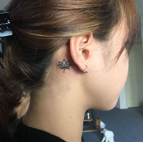 16112017 Behind Ear Tattoos Flower Tattoo Ear Unique Small Tattoo