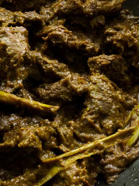 Easy Indonesian Beef Rendang Recipes 2023 Atonce