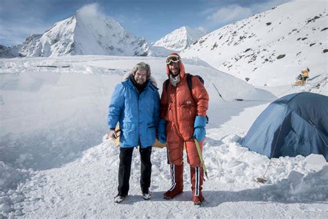Romy Für Bergwelten Doku „mount Everest Der Letzte Schritt Servustv