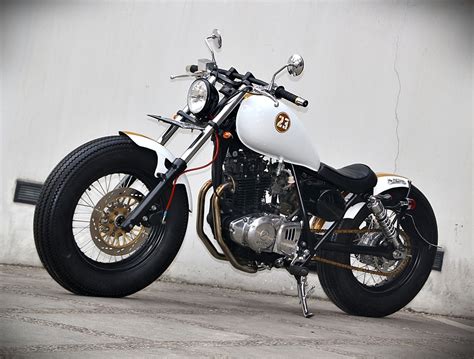 Studio Motor Hooligan Custom Suzuki Thunder 250 - autoevolution