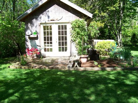 Casual Elegance By Beverly Girolomo Tiny Homes Cottages And Backyard