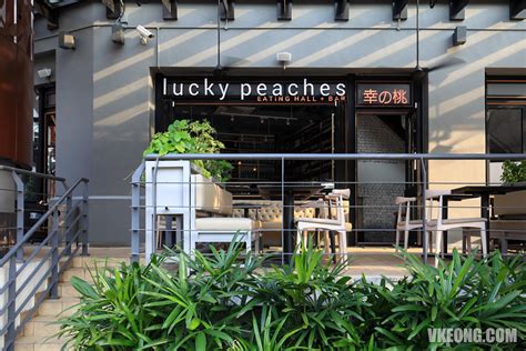 Food was served less than 15 min. Lucky Peaches Eating Hall & Bar @ Plaza Arkadia, Desa Park ...