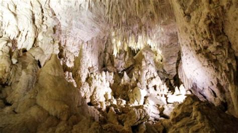 The 15 Coolest Caves Around The World Jacada Travel