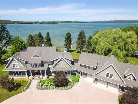 Property24 provides a comprehensive list of estate agents in three anchor bay. waterfront real estate realtor specializing in crooked ...
