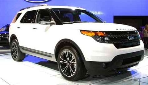 See what power, features, and amenities you'll get for the money. 2020 Ford Explorer Sport | Ford Trend