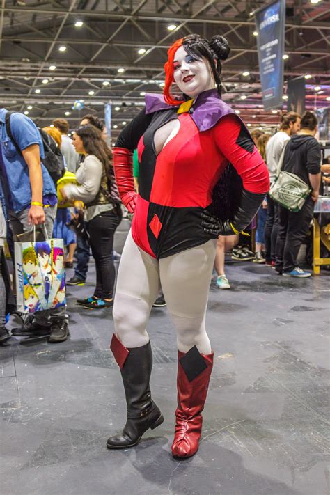 Digital Photograph By Reuben — Cosplay Harley Quinn From Dc Comics