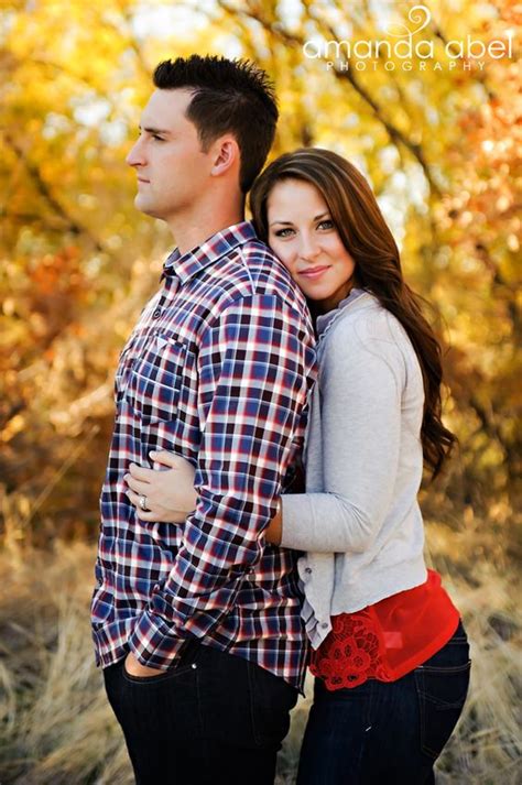 23 Creative Fall Engagement Photo Shoots Ideas I Shouldve Had Myself