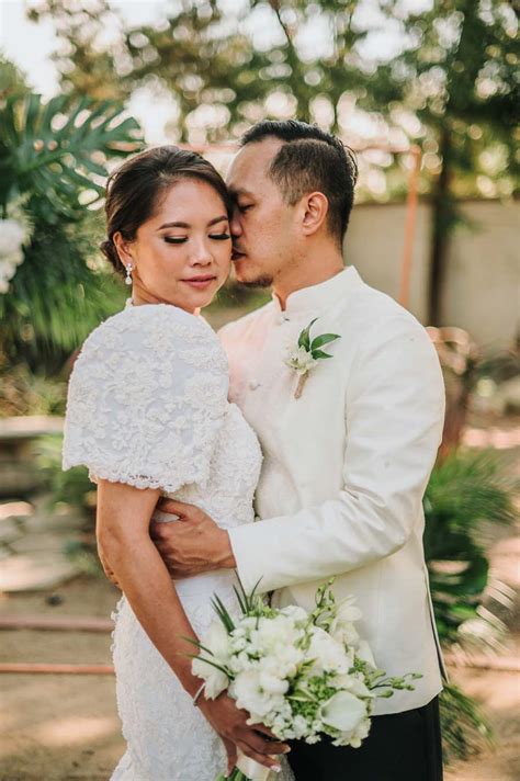 Modern And Tropical Filipino Cultural Wedding Inspiration