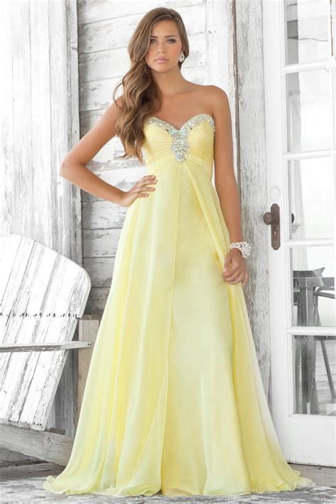 Find The Best Prom Dress For An Hourglass Figure Tips