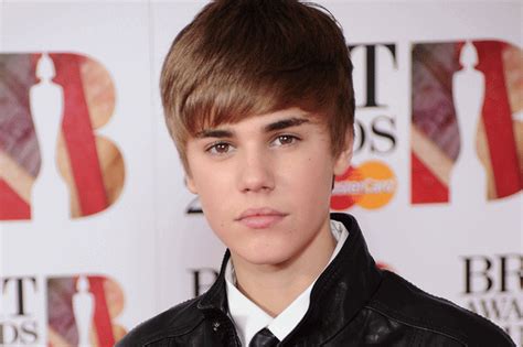 Biography Of Justin Bieber Biography Of Famous People In The World