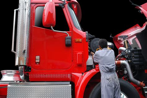 7 Tips For Selecting A Truck Repair Shop