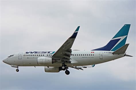 C Gtws Westjet Boeing 737 700 At Toronto Pearson Airport