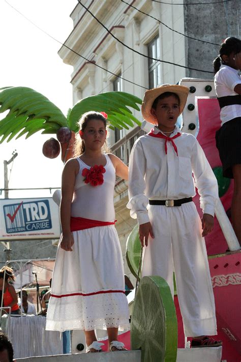 traje tipico cubano mujer joropo mujer región de la orinoquía alquiler de zoe mills