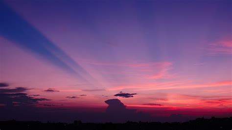 Download Wallpaper 2048x1152 Sunset Skyline Sky Clouds