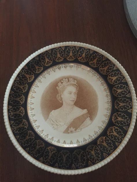 Queen Elizabeth Ii Coronation Plate Queen Elizabeth Ii Queen